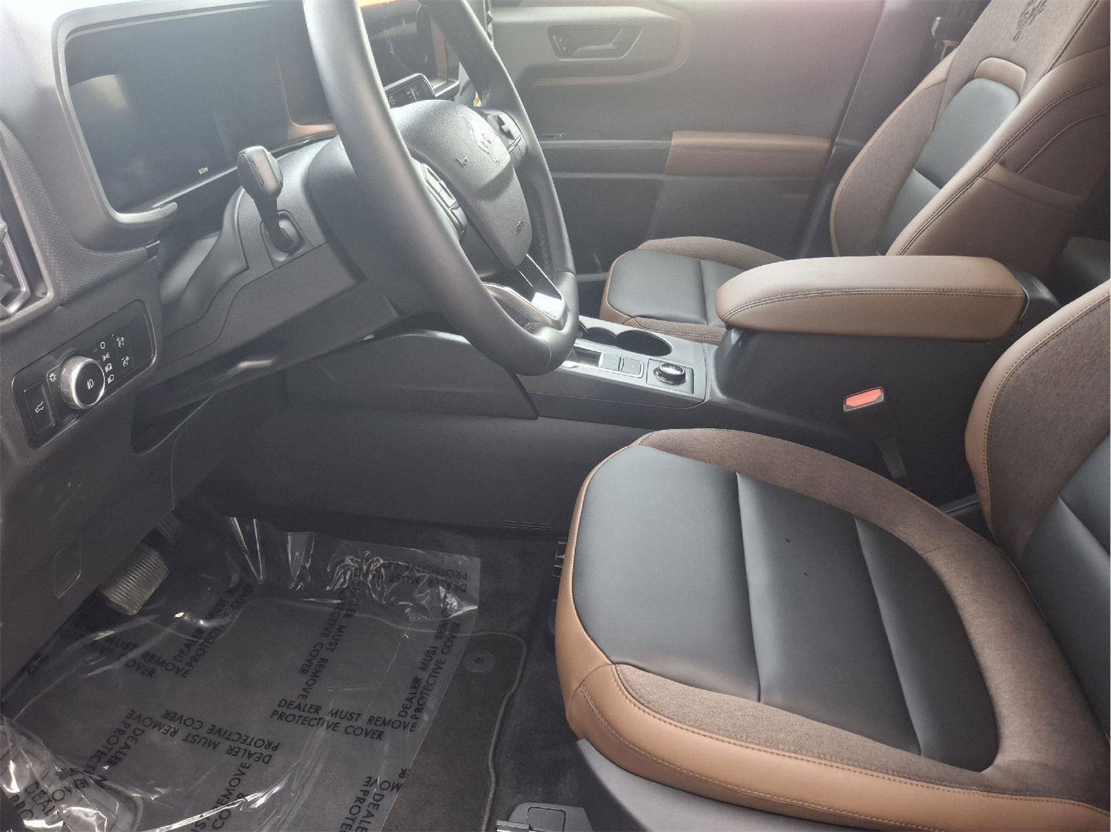 Used 2025 Ford Bronco Sport Outer Banks w/ Outer Banks Tech Package+ AWD/4WD image 9