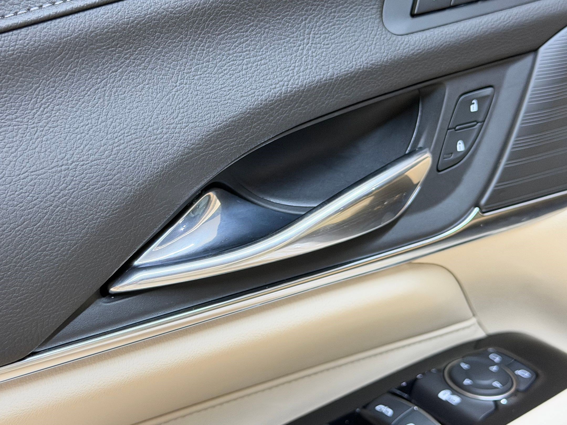 Certified 2025 Cadillac CT4 Premium Luxury RWD image 23