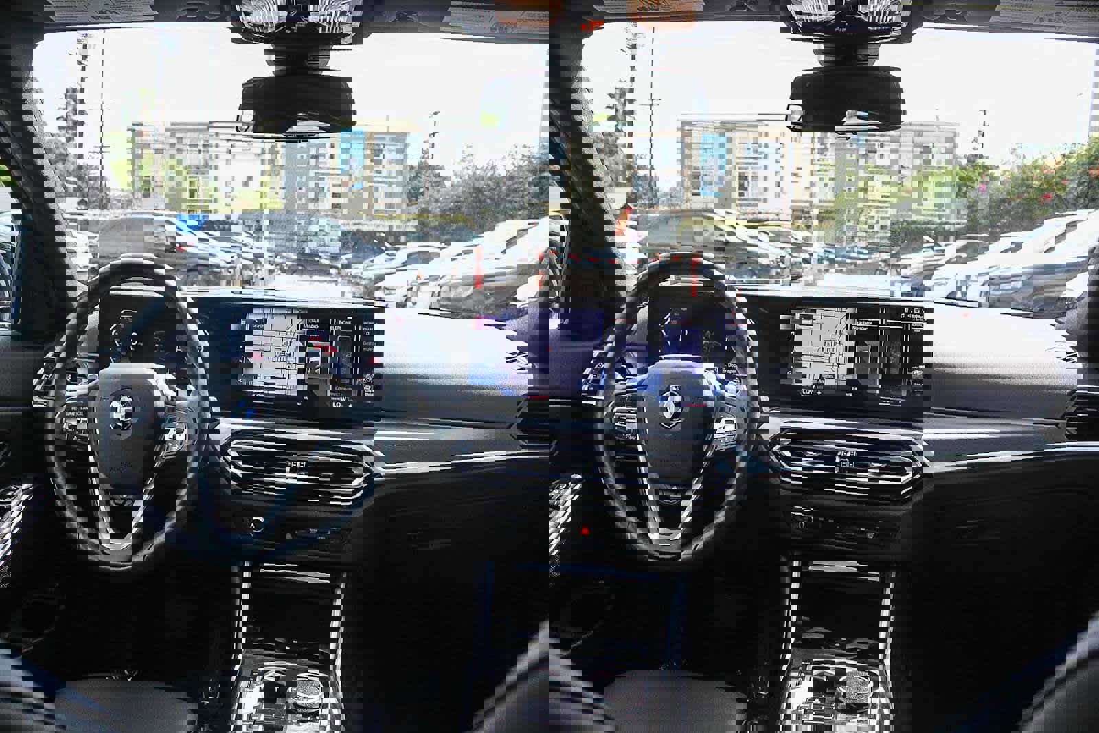 Used 2024 BMW 330i xDrive Sedan w/ Premium Package AWD/4WD image 11