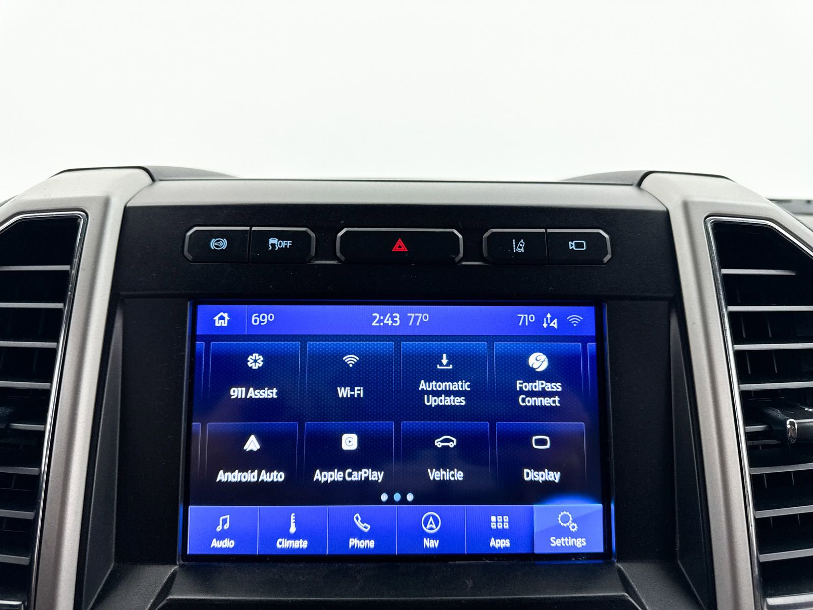 Used 2020 Ford F250 Lariat AWD/4WD image 24