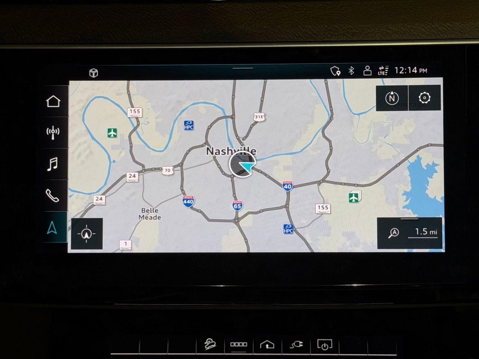 Certified 2023 Audi e-tron Premium Plus w/ Premium Plus Package AWD/4WD image 28