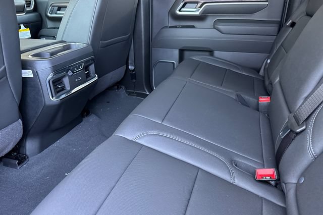 New 2026 GMC Sierra 2500 SLT w/ SLT Premium Package AWD/4WD image 13