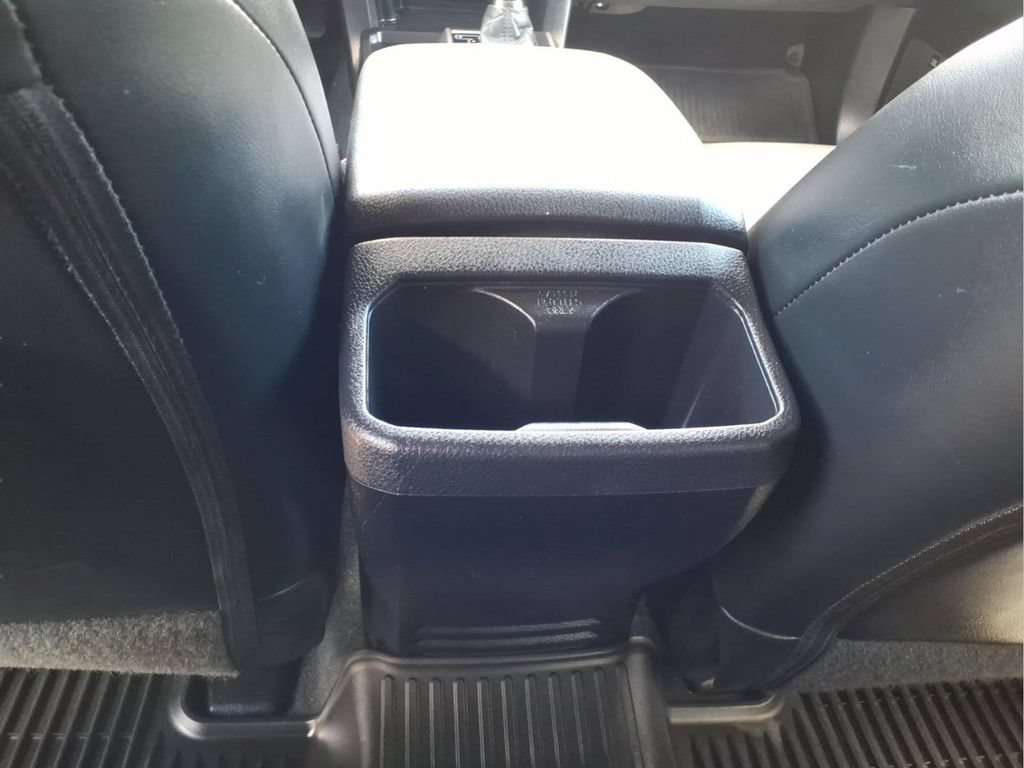 Used 2021 Toyota Tacoma Limited AWD/4WD image 17