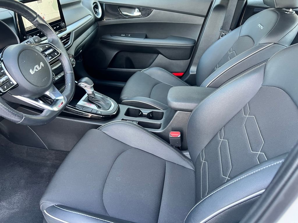 Used 2024 Kia Forte GT-Line image 9