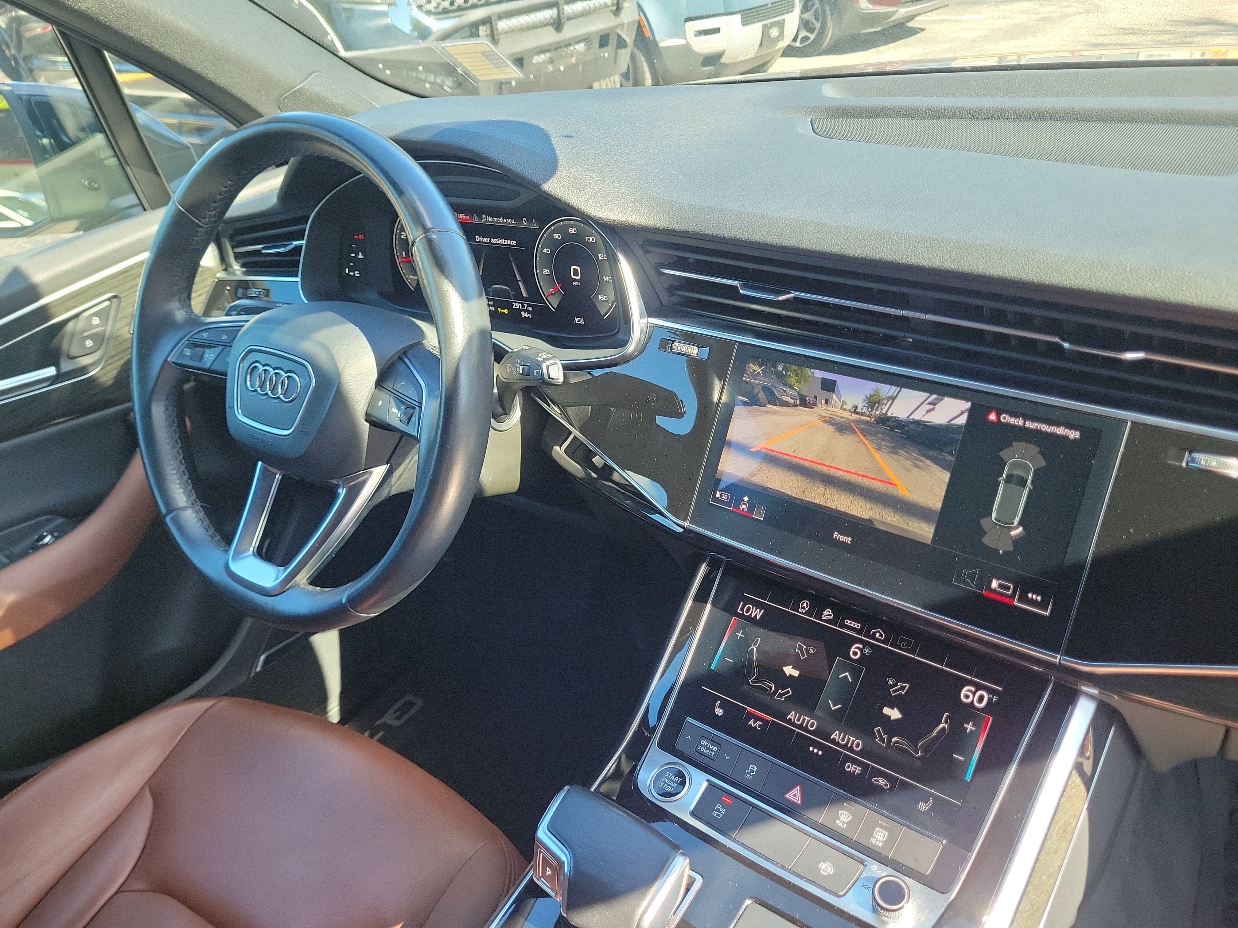 Used 2021 Audi Q7 3.0T Premium Plus w/ Premium Plus Package AWD/4WD image 8