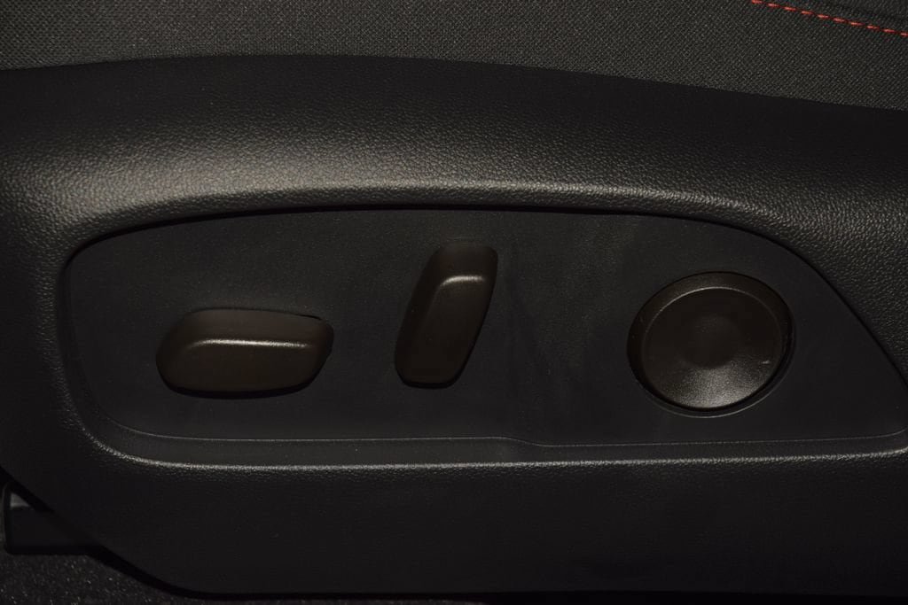 New 2027 Chevrolet Equinox RS w/ Safety and Technology Package FWD image 41