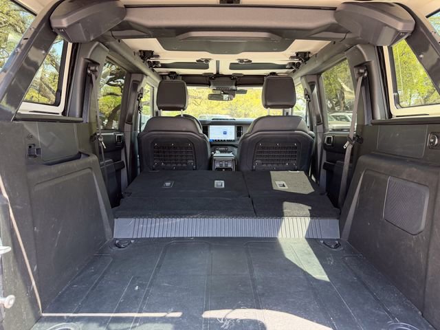 Used 2025 Ford Bronco Badlands image 21