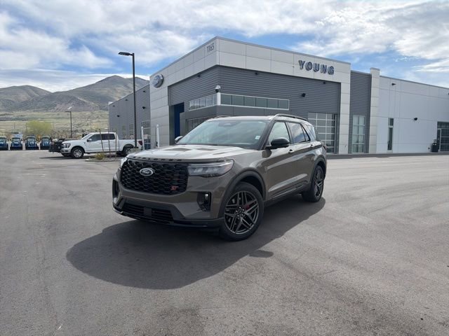New 2026 Ford Explorer ST AWD/4WD image 1