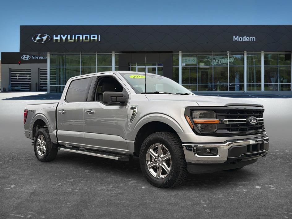 Used 2025 Ford F150 XLT w/ Equipment Group 301A Standard AWD/4WD image 3