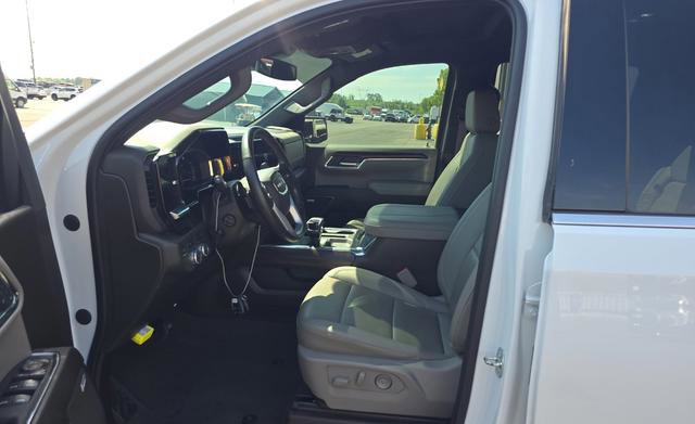 Used 2023 GMC Sierra 1500 SLT w/ SLT Premium Plus Package AWD/4WD image 5