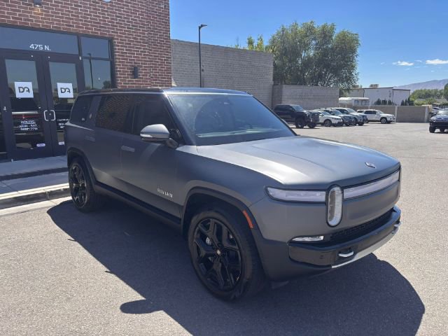 Used 2024 Rivian R1S Adventure image 7