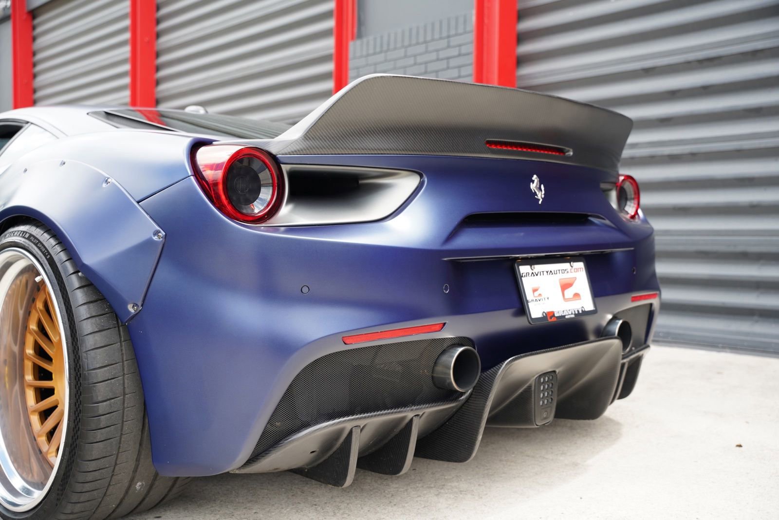 Used 2017 Ferrari 488 GTB RWD image 4