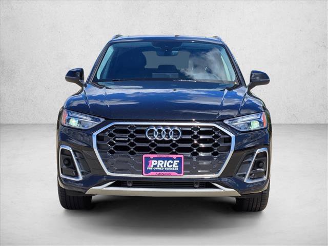 Used 2022 Audi Q5 2.0T Premium w/ Convenience Package AWD/4WD image 2