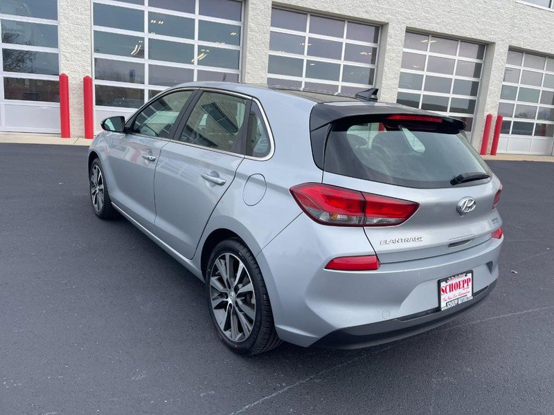 Used 2020 Hyundai Elantra GT w/ Style Package 02 FWD image 4