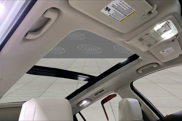 Used 2024 Cadillac XT6 Premium Luxury w/ LPO, Floor Liner Package AWD/4WD image 17