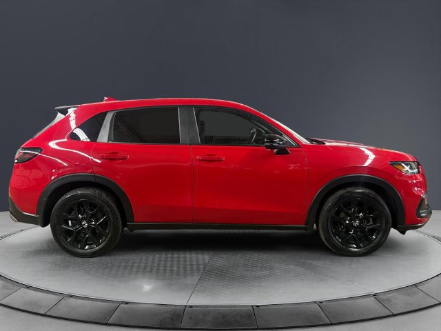 Certified 2025 Honda HR-V Sport image 6