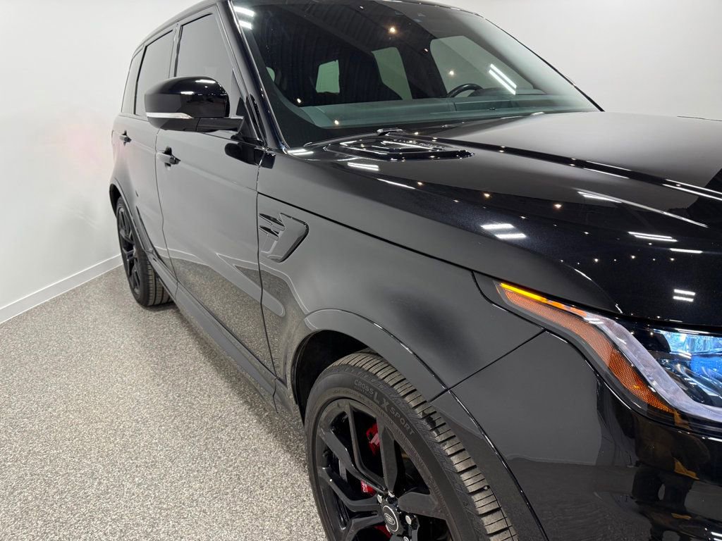 Used 2022 Land Rover Range Rover Sport SVR image 5
