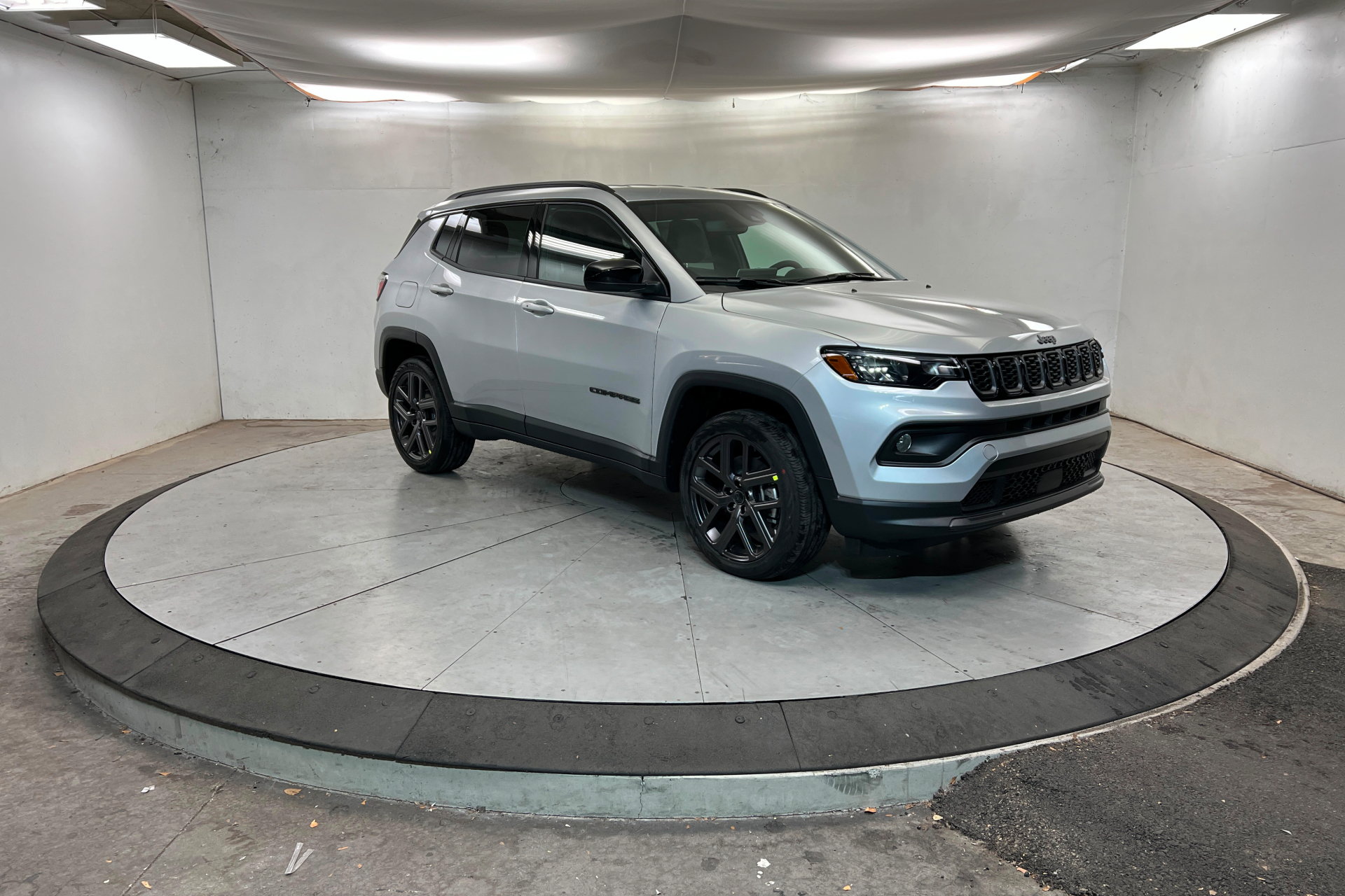 New 2026 Jeep Compass Latitude AWD/4WD image 7