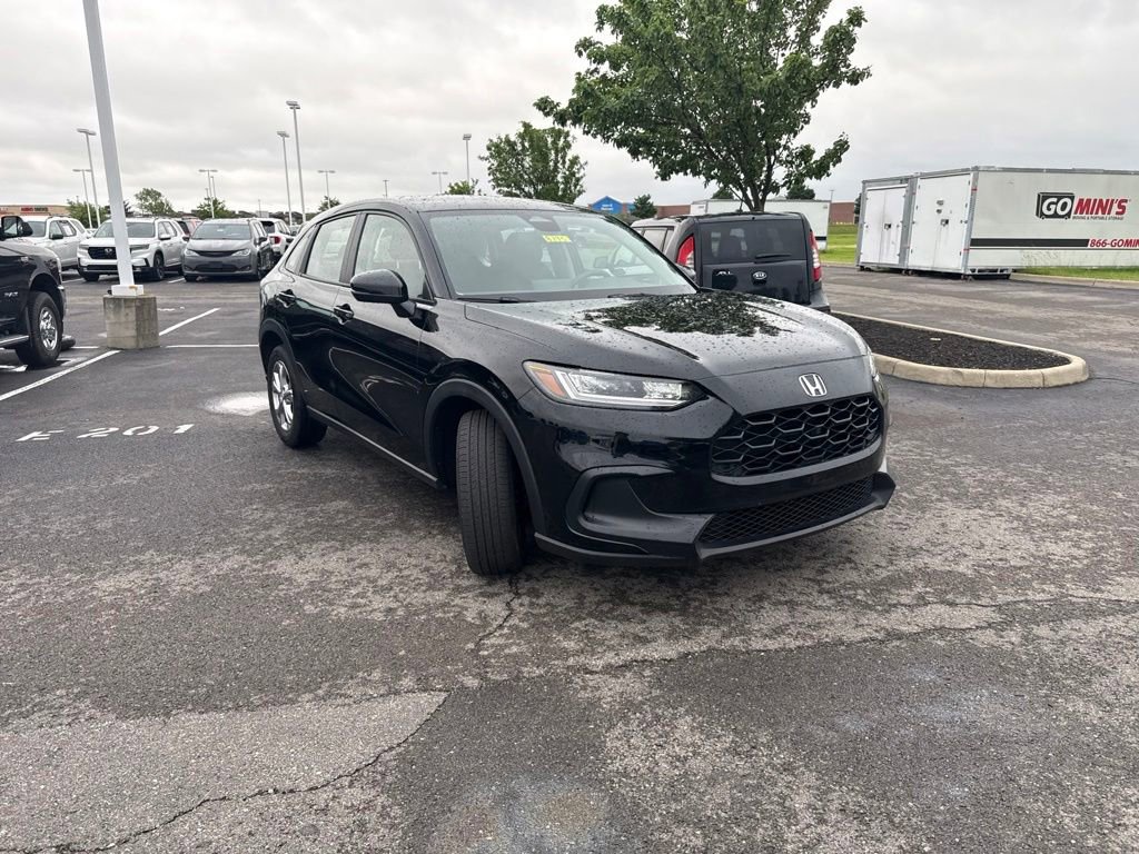 Used 2023 Honda HR-V LX image 4