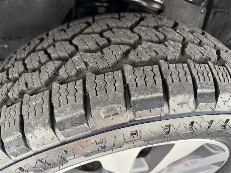 Used 2021 Toyota Sequoia Limited AWD/4WD image 6