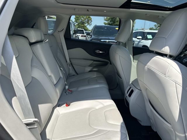 Used 2021 Jeep Cherokee Limited FWD image 13