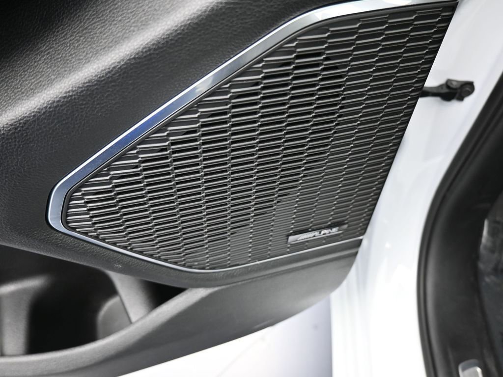 Used 2024 Jeep Grand Cherokee L Overland image 15