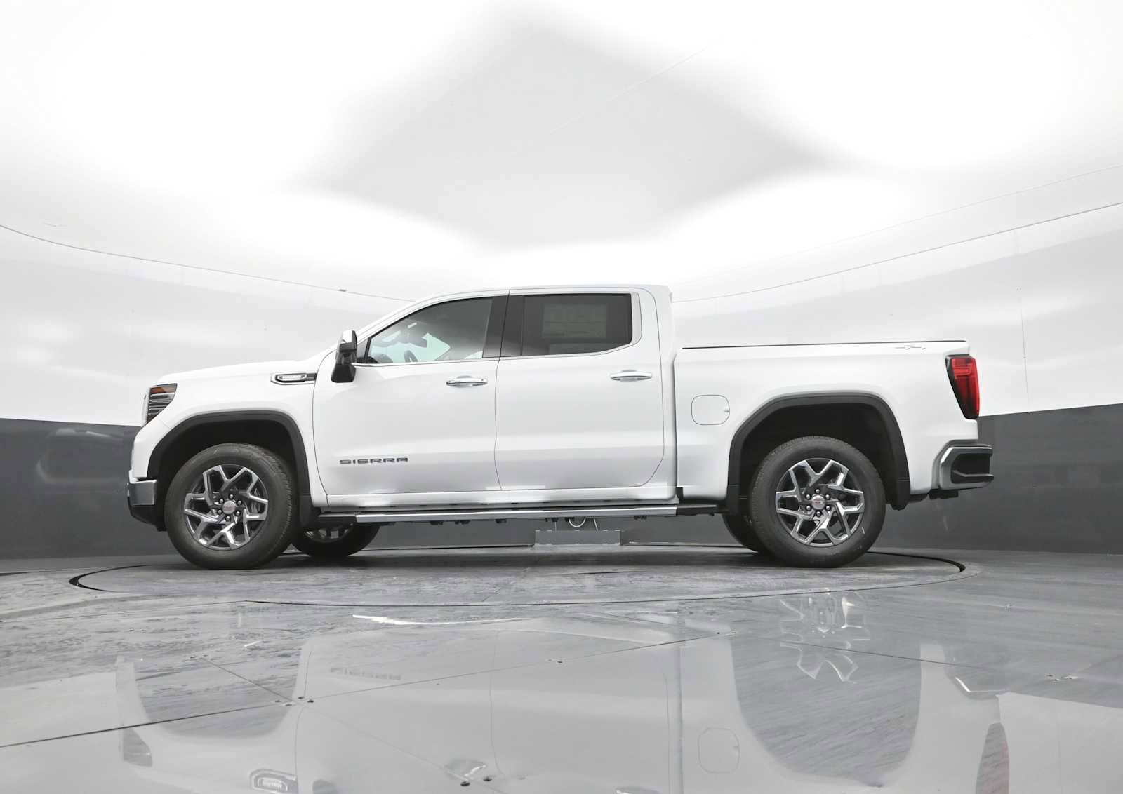New 2026 GMC Sierra 1500 SLT w/ SLT Premium Plus Package AWD/4WD image 40
