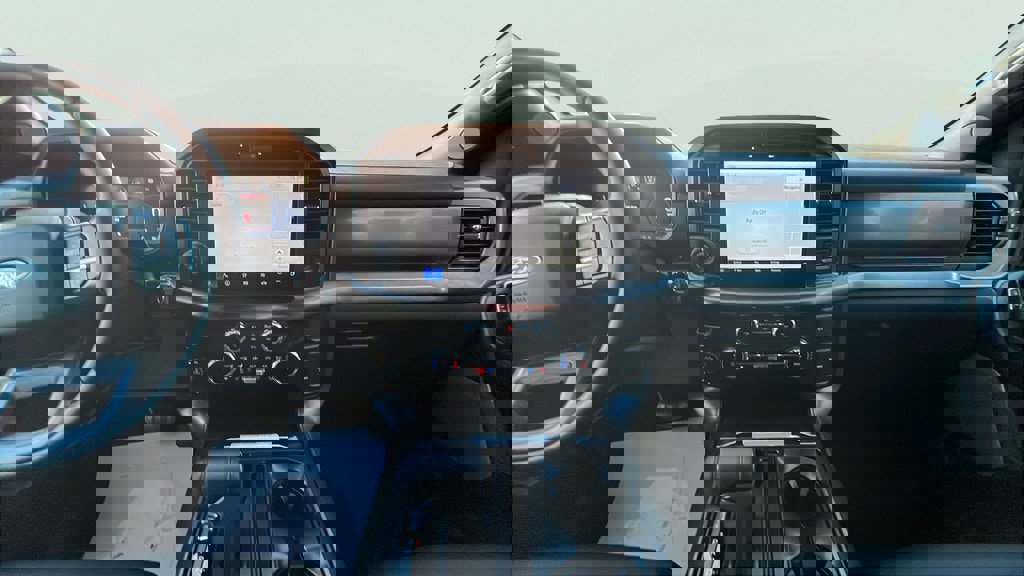 Certified 2025 Ford F150 Lariat w/ Equipment Group 501A Mid image 10