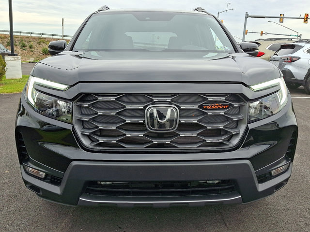 Used 2022 Honda Passport TrailSport image 2