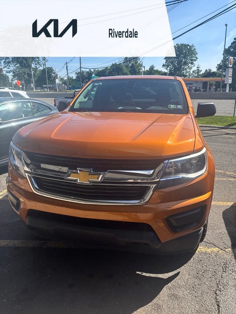 Used 2017 Chevrolet Colorado W/T AWD/4WD image 1