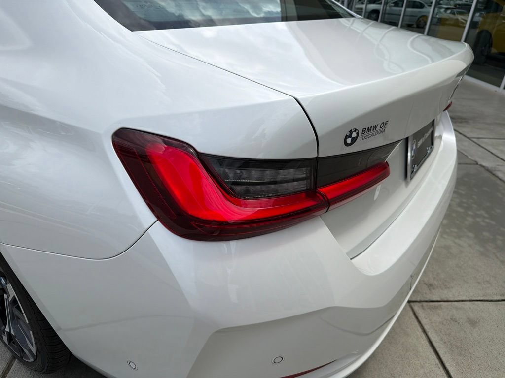 Used 2025 BMW 330i Sedan RWD image 15