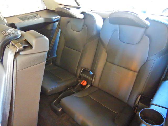 Used 2025 Volvo XC90 B6 Plus image 13