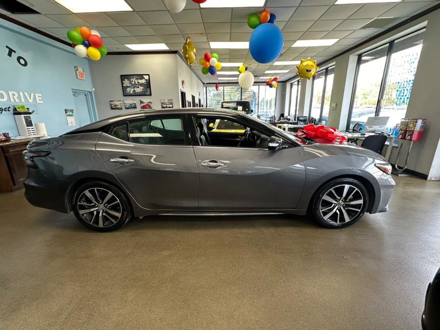 Used 2021 Nissan Maxima 3.5 SV w/ Floor Mat Group image 9