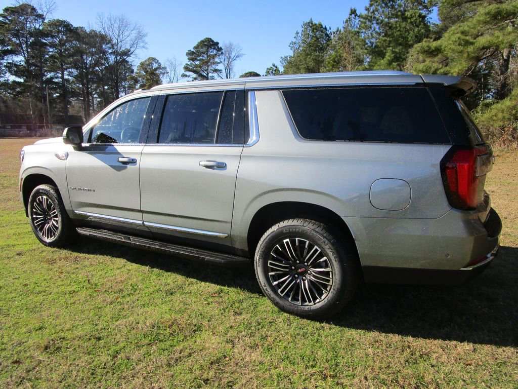 New 2026 GMC Yukon XL Elevation w/ Elevation Premium Package image 3