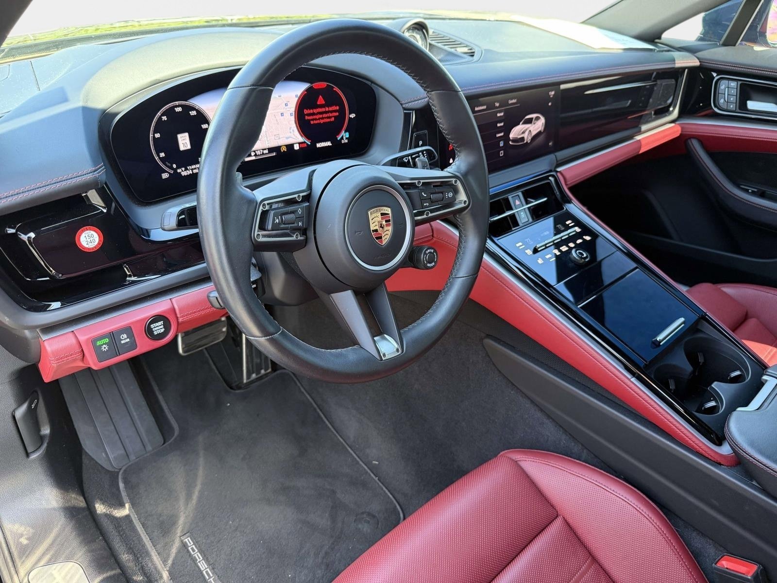 Used 2024 Porsche Panamera image 39