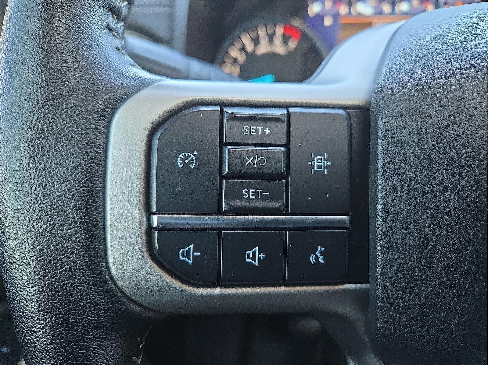 Used 2022 Ford Expedition XLT image 17