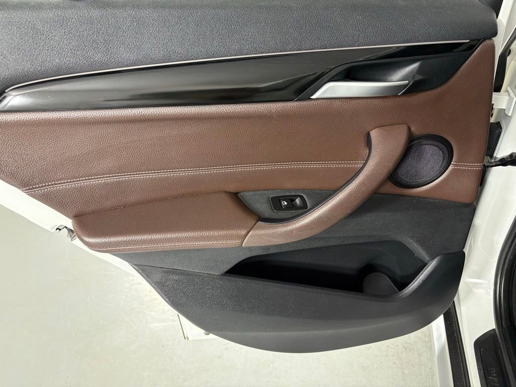 Used 2017 BMW X1 xDrive28i image 32