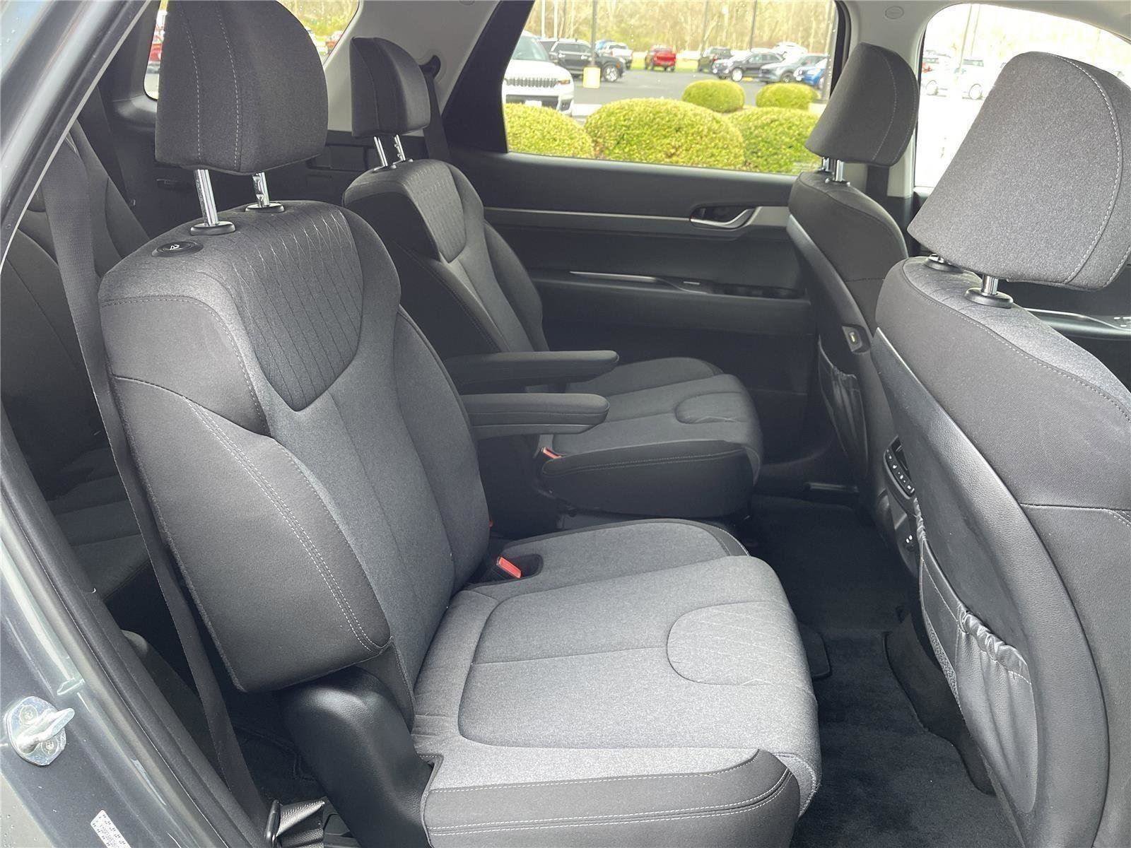 Used 2022 Hyundai Palisade SEL image 33