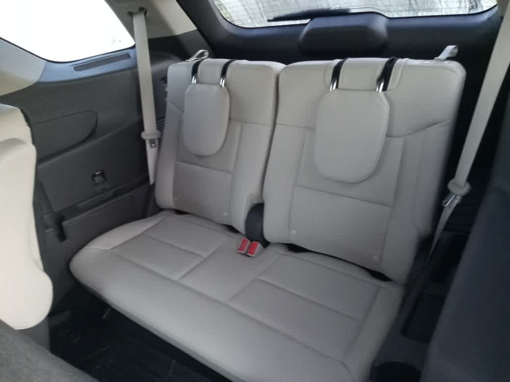 Used 2020 Ford Explorer Platinum AWD/4WD image 22