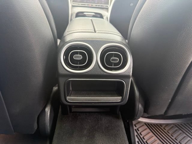 Used 2024 Mercedes-Benz C 300 Sedan image 15
