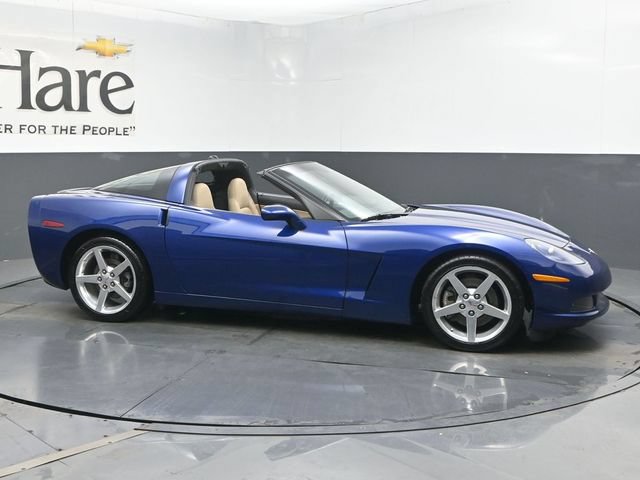 Used 2005 Chevrolet Corvette Coupe w/ Preferred Equipment Group RWD image 49