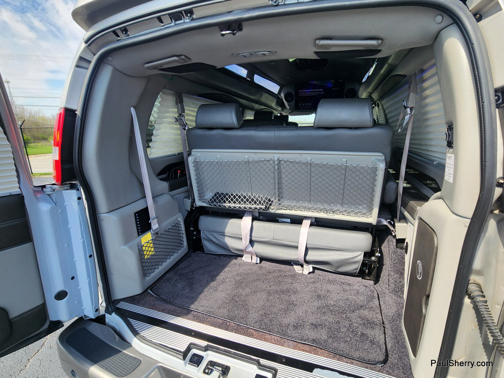Used 2023 GMC Savana 2500 Extended RWD image 20