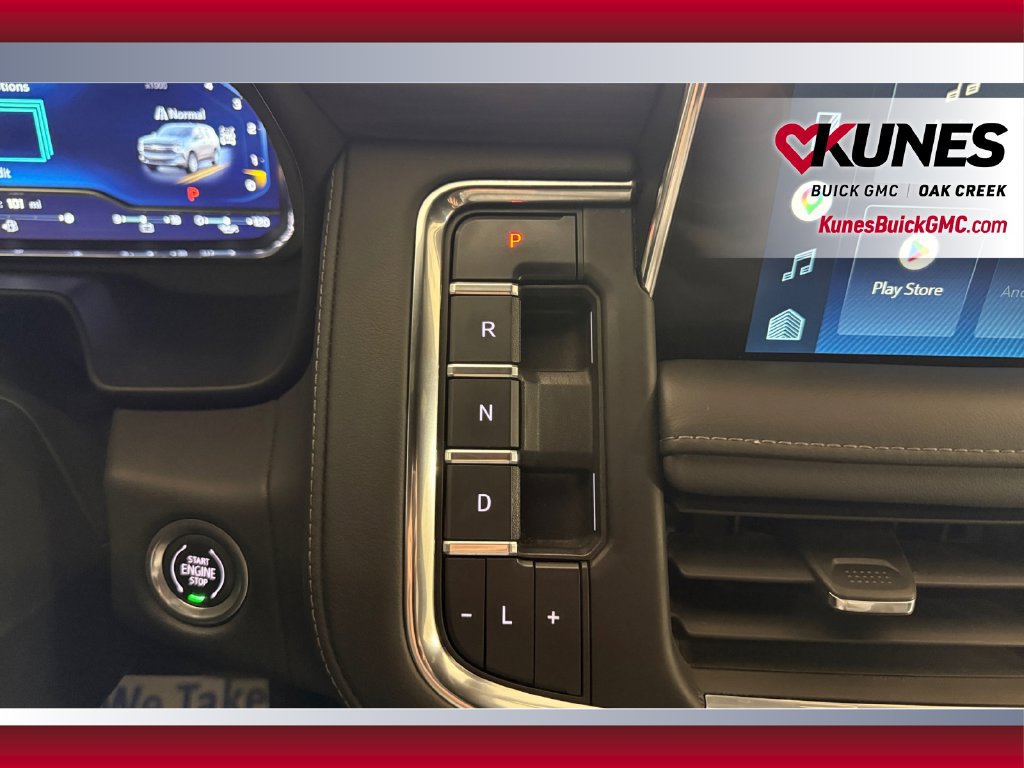 Used 2022 Chevrolet Suburban LT w/ Luxury Package AWD/4WD image 29