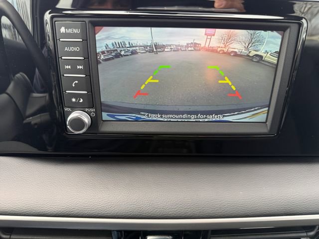 Used 2025 Nissan Kicks S image 20