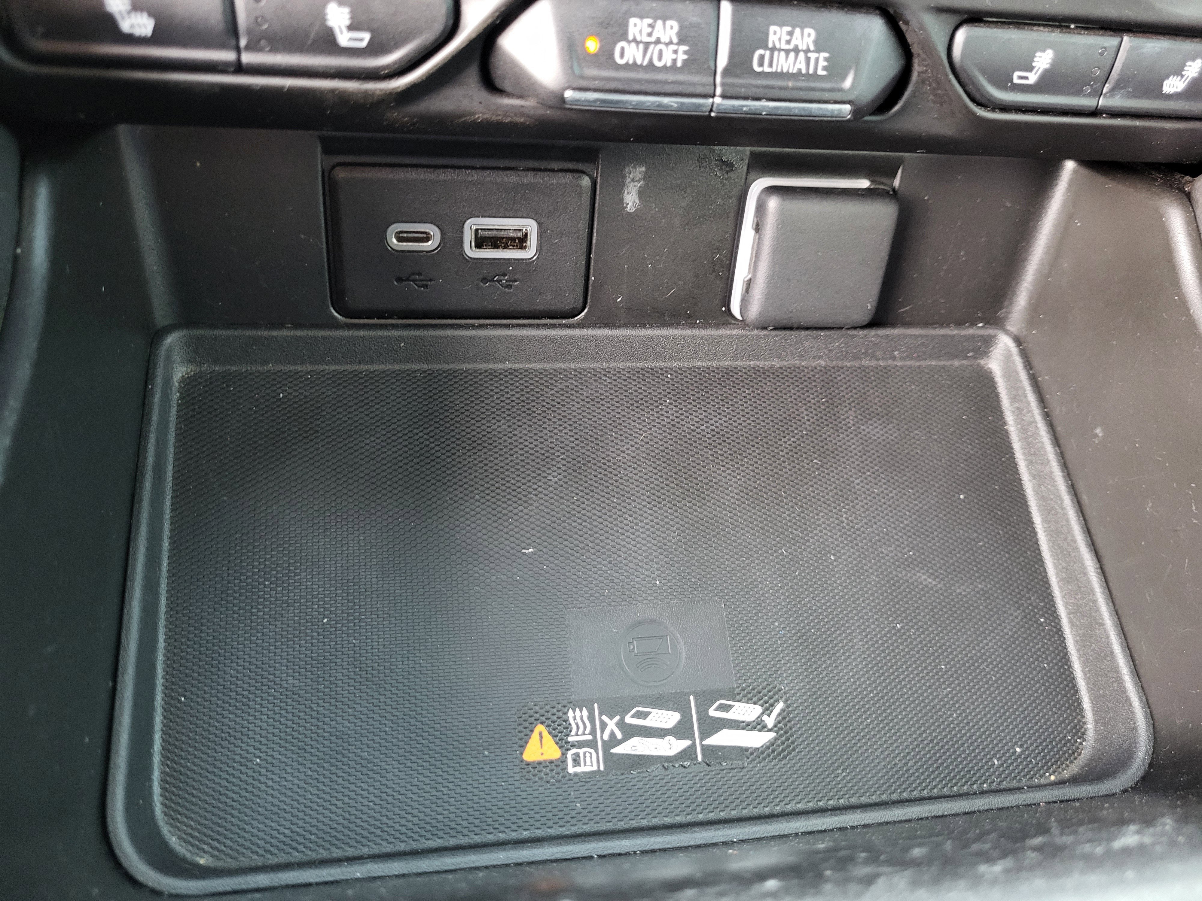 Certified 2023 Chevrolet Tahoe Z71 w/ Luxury Package image 31