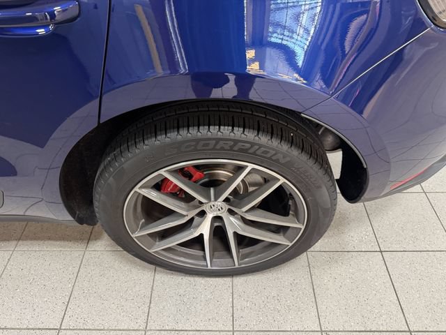 Used 2023 Porsche Macan S AWD/4WD image 11