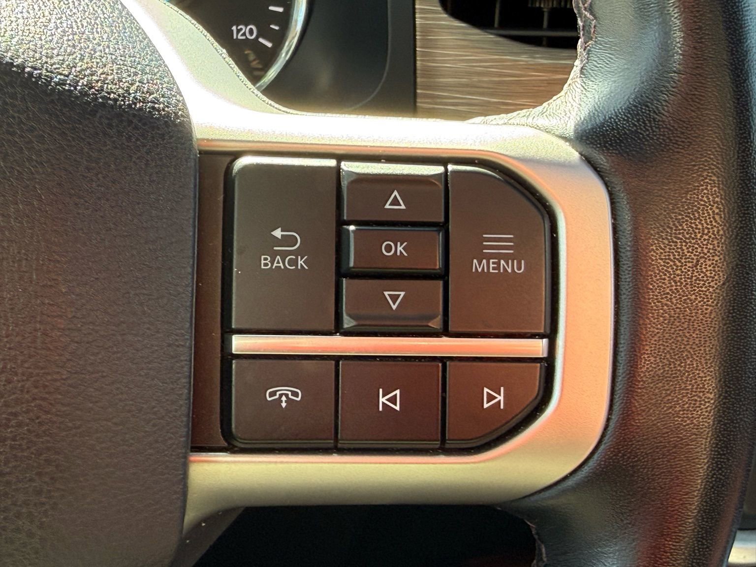 Used 2024 Ford Expedition Limited image 40