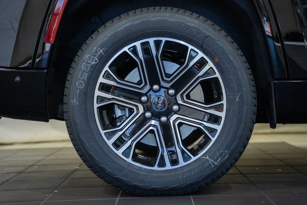 New 2026 Jeep Grand Wagoneer L 4WD image 20