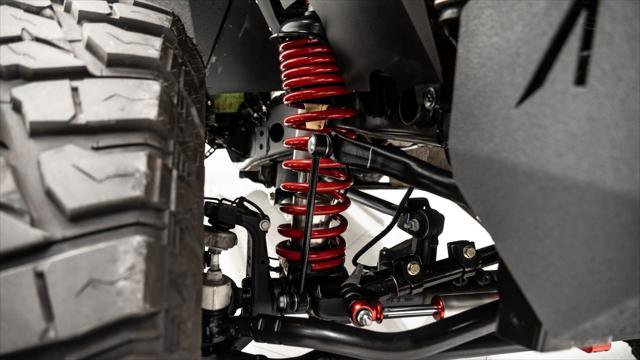 Used 2025 Jeep Gladiator Sport image 40