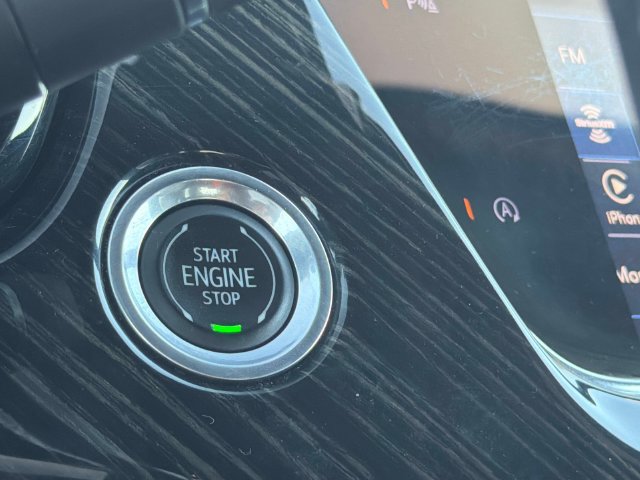 Used 2023 Cadillac XT6 Premium Luxury AWD/4WD image 35